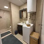 Kiara Free Parking 스코페