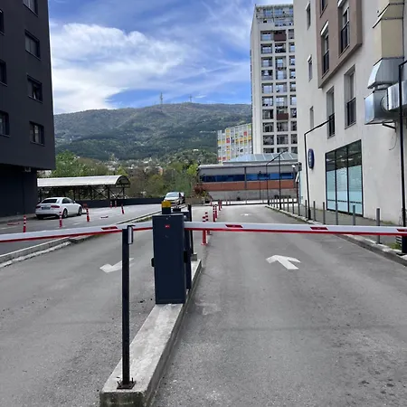 Kiara Free Parking Apartment *