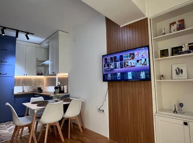 Kiara Free Parking Apartment *